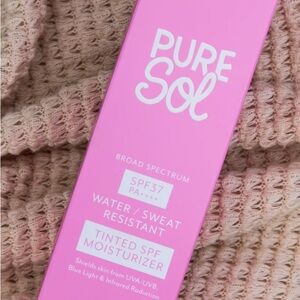 Pur Sol Pink Water-Resistant SPF